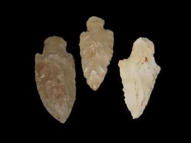 Group of 3 Arrowheads
