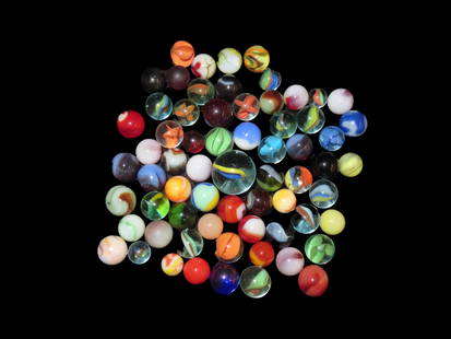 Lot of Vintage Marbles: Lot of Vintage Marbles