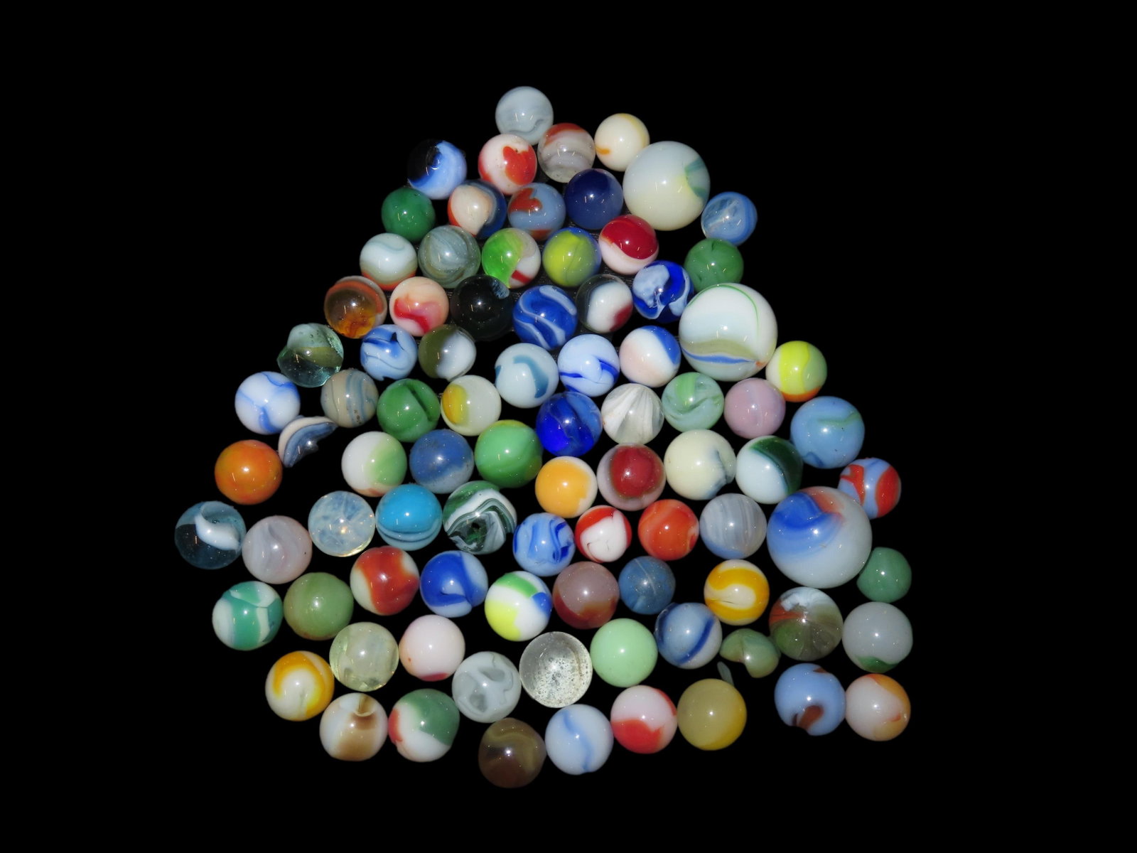 Set of unsearched marbles' Some Antique,Some Shooters.: Set of unsearched marbles' Some Antique,Some Shooters.