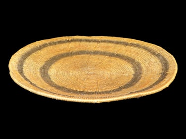 Hand woven Zambia African Basket, 20th Century, 20.1/2" Dia
