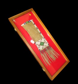 30" x 12" Sioux Historic Pipe Bag in Frame