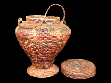 9 1/2" Vintage Asian Footed Rice Basket w/Lid and Handle