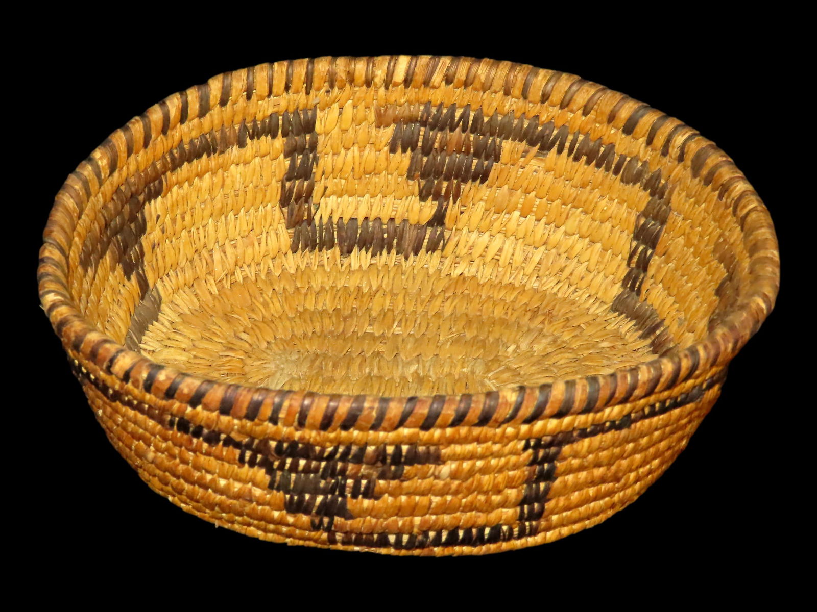 Native American Pima Indian Basket (1 of 6)