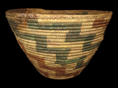 9 1/4" x 13 3/4" Yama Tribe Plains Basket