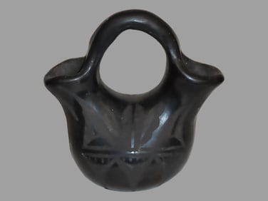 4 5/8" x 4 3/4" Native American Wedding Vase