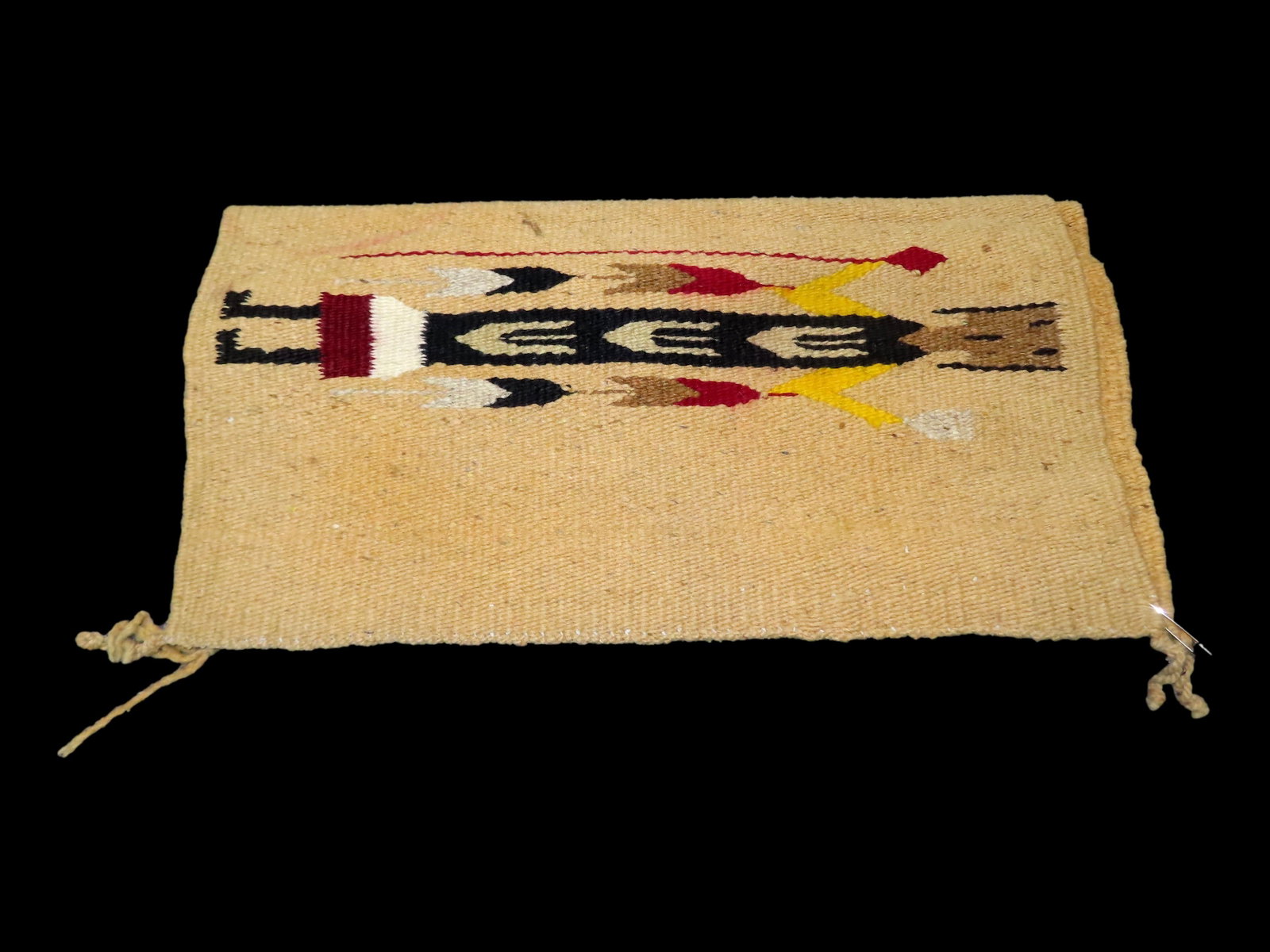 39 1/2" x 18 3/4" 1920s Navajo Blanket: 39 1/2" x 18 3/4" 1920s Navajo Blanket