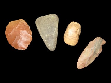 Group of 4 Nice Arrowheads