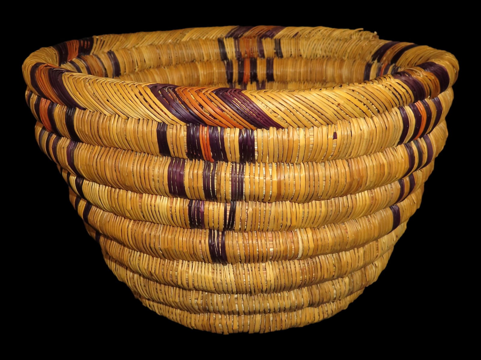 12" x 7 1/2" Native American Hopi Hand Coiled Yucca Basket (1 of 5)