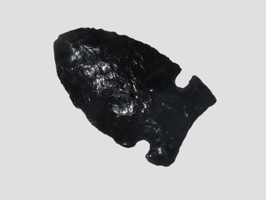 Amazing Northern Side Notch, Oregon, Obsidian, 1 3/4" long, Excellent flaking and No Brainer Patina,