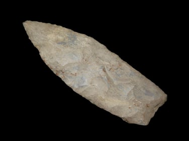 2 5/8" Plainview Paleo Lance, Western Kentucky. Very thin & well flaked example. Nicely Ground Basal