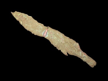 4 1/8" Copper Tang Knife, Vilas County Wisconsin, Nice Large Example with Great Original Patina.