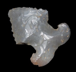 Amazing E-Notch Thebes, Henderson County Kentucky, 1 1/2" Long, Well Patinated Hornstone