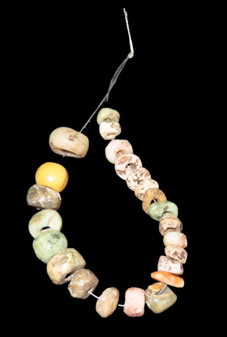 Strand of 23 Pre Columbian Beads. Mexico. 4 inches. Ex Loux, California.: Strand of 23 Pre Columbian Beads. Mexico. 4 inches. Ex Loux, California.
