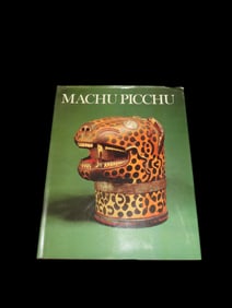 MACHU PICCHU, HARDBACK, 172 PAGES, LOTS OF GREAT PHOTOS OF THE RELICS, LANDSCAPE, ARCHITECTURE,
