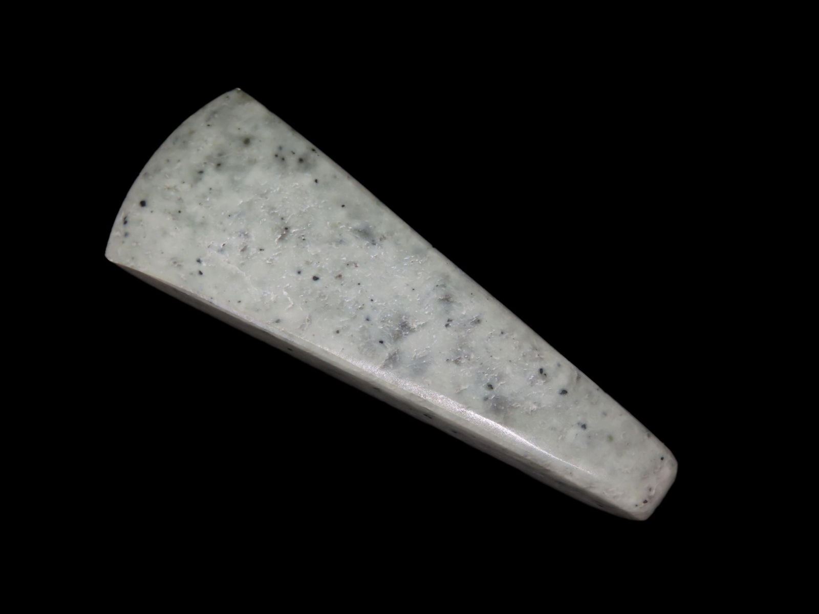 Amazing 3 1/2" Mayan / Olmec Jade Celt, Outstanding Polish, Great Form, Nice Sharp Bit. (1 of 6)