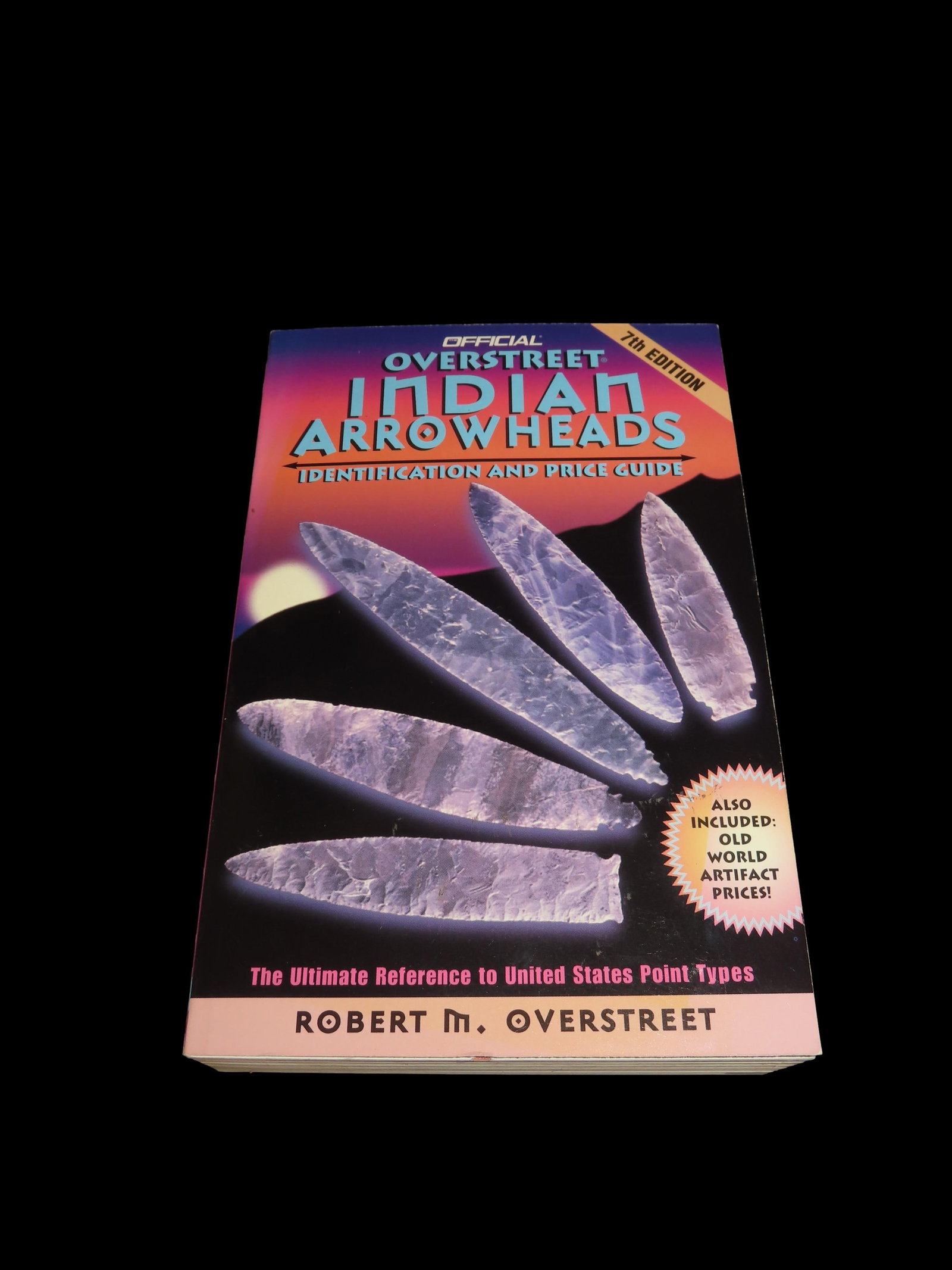 OVERSTREET 7TH EDITION INDIAN ARROWHEADS PRICE GUIDE & TYPE BOOK, WEALTH OF INFO IN THESE BOOKS, (1 of 4)