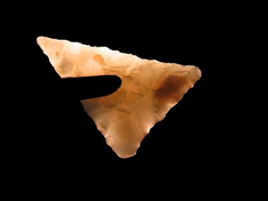 Incredible Cahokia Triangle, Madison County Illinois, Fine Example, Thin with Great Flaking, and