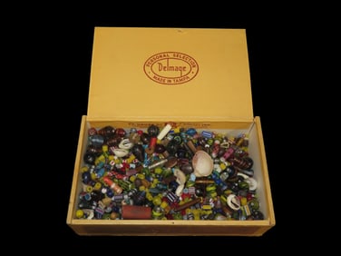 Old Cigar Box FULL of 1000's of Colorful Glass Trade Beads