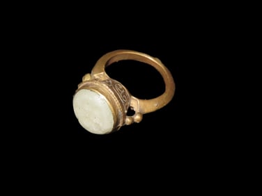Nice Roman Viking Engraved Intaglio Seal Ring, Bronze with Stone Intaglio Inset.