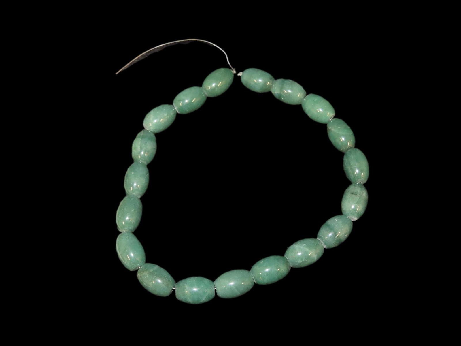 Beautiful Jade Bead Necklace, Guatemalan. Age Unknown. High quality Jade. 16" long. Pre-Columbian (1 of 7)