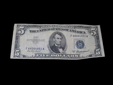 Early US $5 Silver Certificate Blue Seal from 1953. Great Crispy Condition. Five Dollar, United