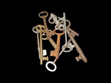 Lot of Old Antique Skeleton Jailer Keys, Key, Lock, Padlock