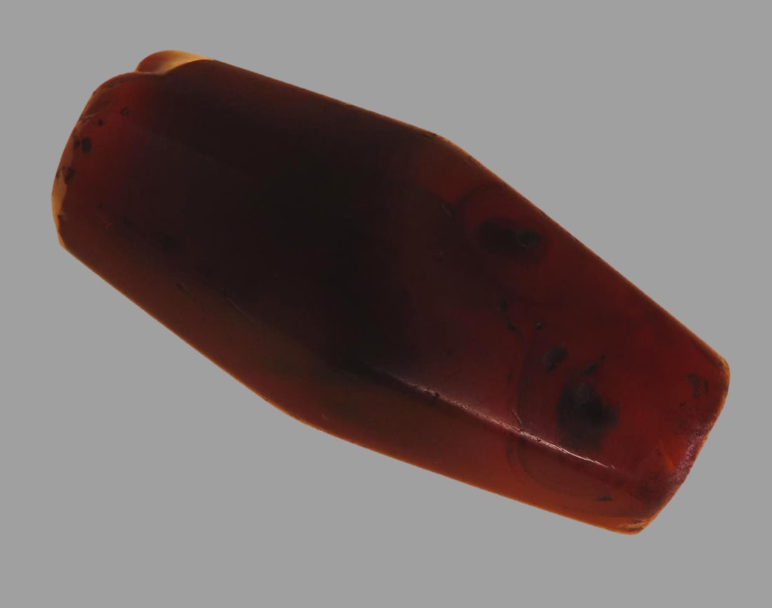 1 1/16" Pre-Columbian Swirl Agate Faceted Bead (1 of 6)