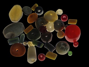 Lot of Misc. Beads, Ancient from Around the World