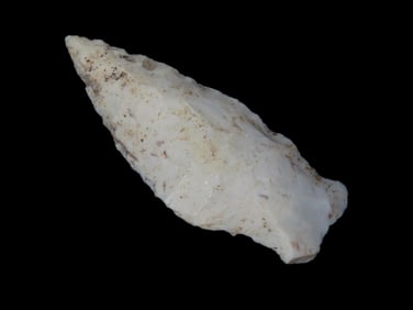 2 5/8" Fishtail Dalton, found by Josh Walker 3 miles south of Lomax Illinois, in Henderson Co.