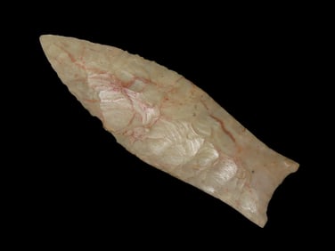 2 7/8" Plainview, found in Scott Co., , Kentucky, Carter Cave, Ex Bill Pettit-*one small part of