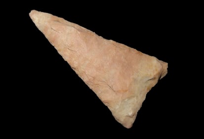 1 1/2" Fort Ancient Triangle, ex Walt McIntire, Found in Kentucky