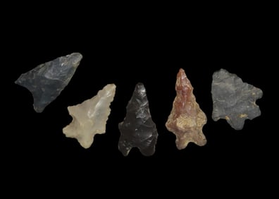 Small Collection of Kentucky/Tennessee Bird Points Fort Ancient Triangles
