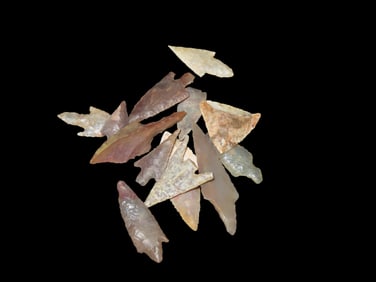 15 Arrowheads, Saharan Neolithic Sahara Desert 4000-6000 Years BP