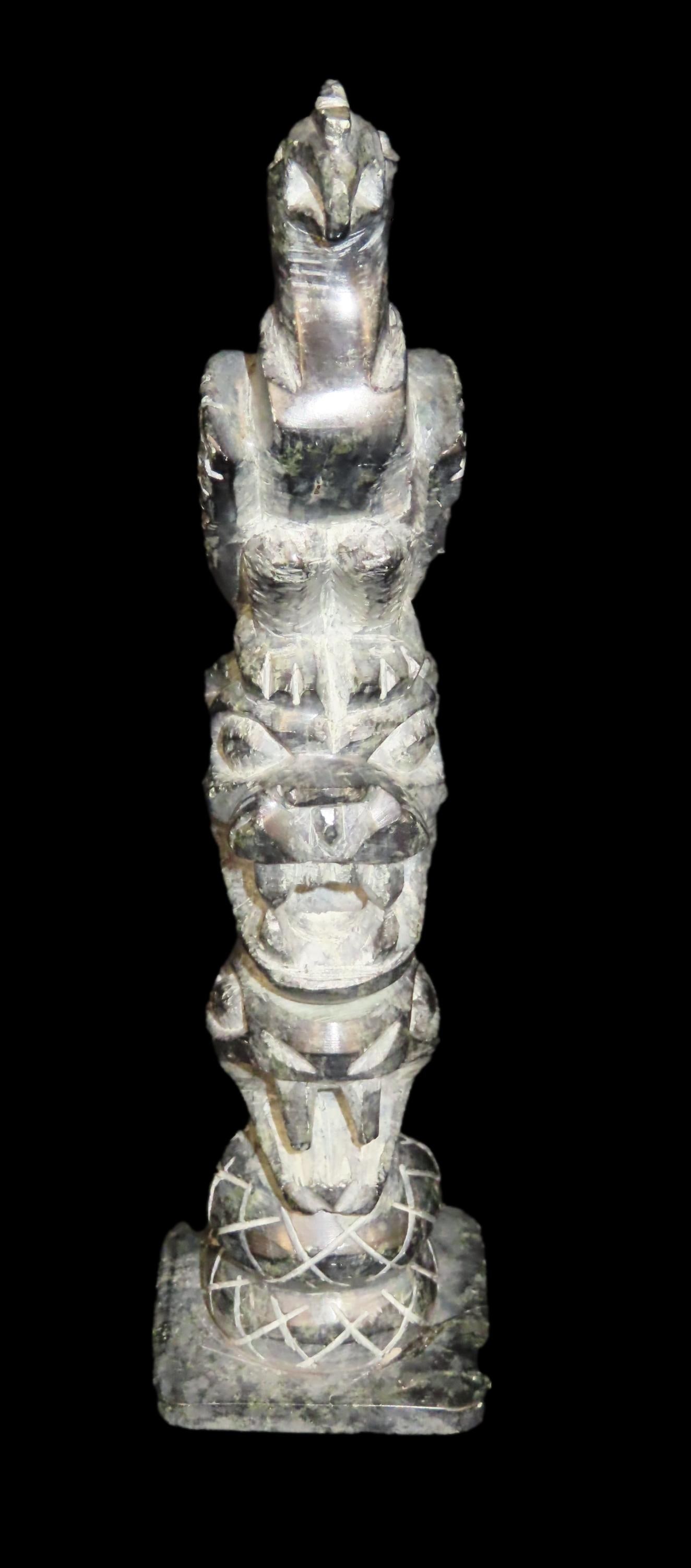 6 5/8'' Nephrite Jade Totem Pole 19th Century North West Coast USA: 6 5/8'' Nephrite Jade Totem Pole 19th Century North West Coast USA
