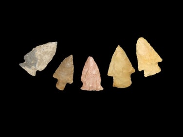 Nice Grouping Of Tennessee Arrowheads