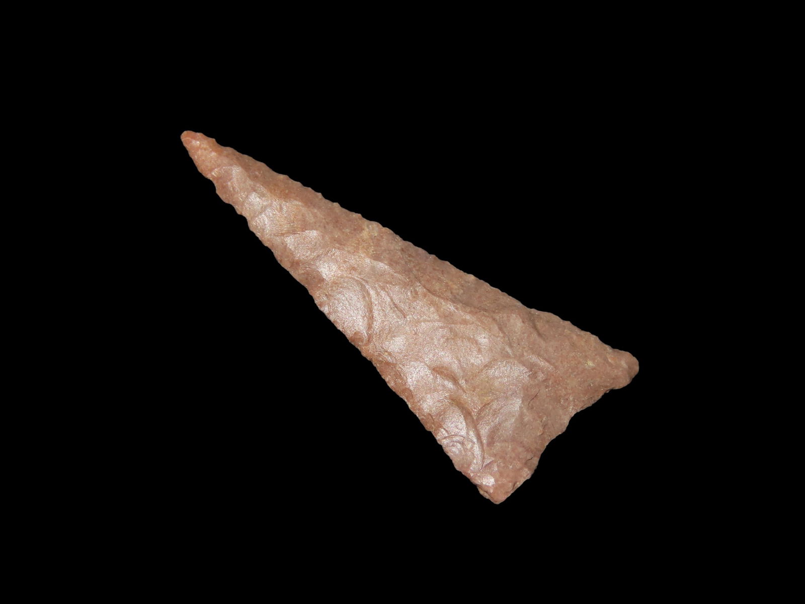 1 3/8'' Well Made Fort Ancient Triangle,Found in Southern Ohio (1 of 4)