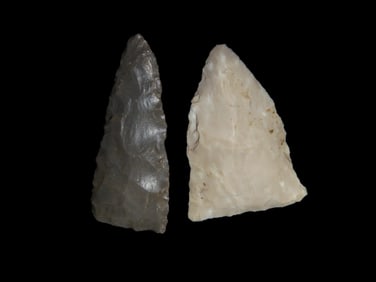 Set of 2 Triangle Pts, found in Illinois