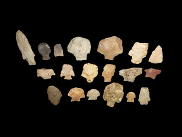 Group of Scrapers/Arrowheads, Ex John Howze Collection