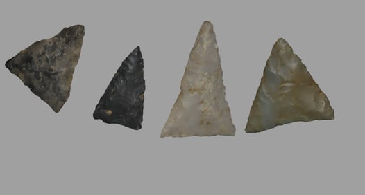 Group of 4 Triangle Pts, Ex David Elwell Collection