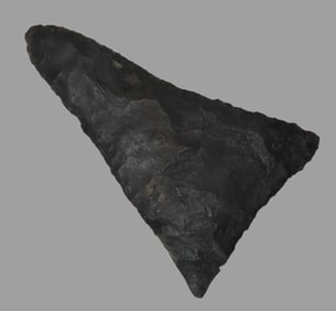 2 5/8" Triangle Point, found in Tennessee, Ex Bill Heuter Collection