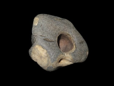 2 3/4" Rare Porphyry Paint Cup,  found in either Adams or Pike Co., Illinois, Ex Bud Goodwin