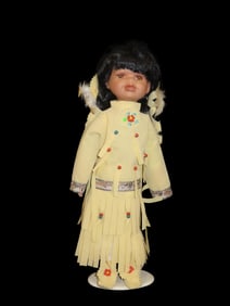 17" Vintage Native American Girl Doll w/stand
