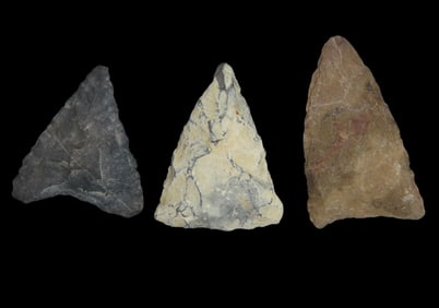 3 Triangular Pts., 9000-7000 BP, Texas Bell and Surr Co.