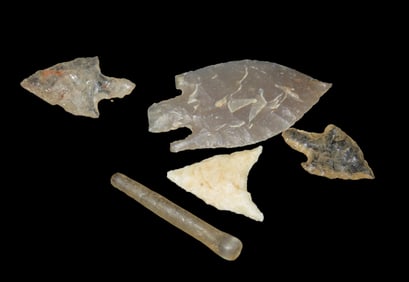Lot of Neolithic Pts., Ear Plug, Sahara Desert Africa