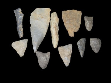 Lot of Arrowheads, Western States