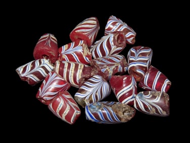 Lot of Vintage Red Venetian Lampwork Feather Trade Beads