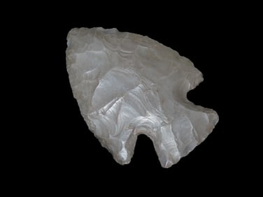 2 5/8" Snyders Hopewell, , made of Hornstone, found in Illinois, Ex Mark McDaniel Collection