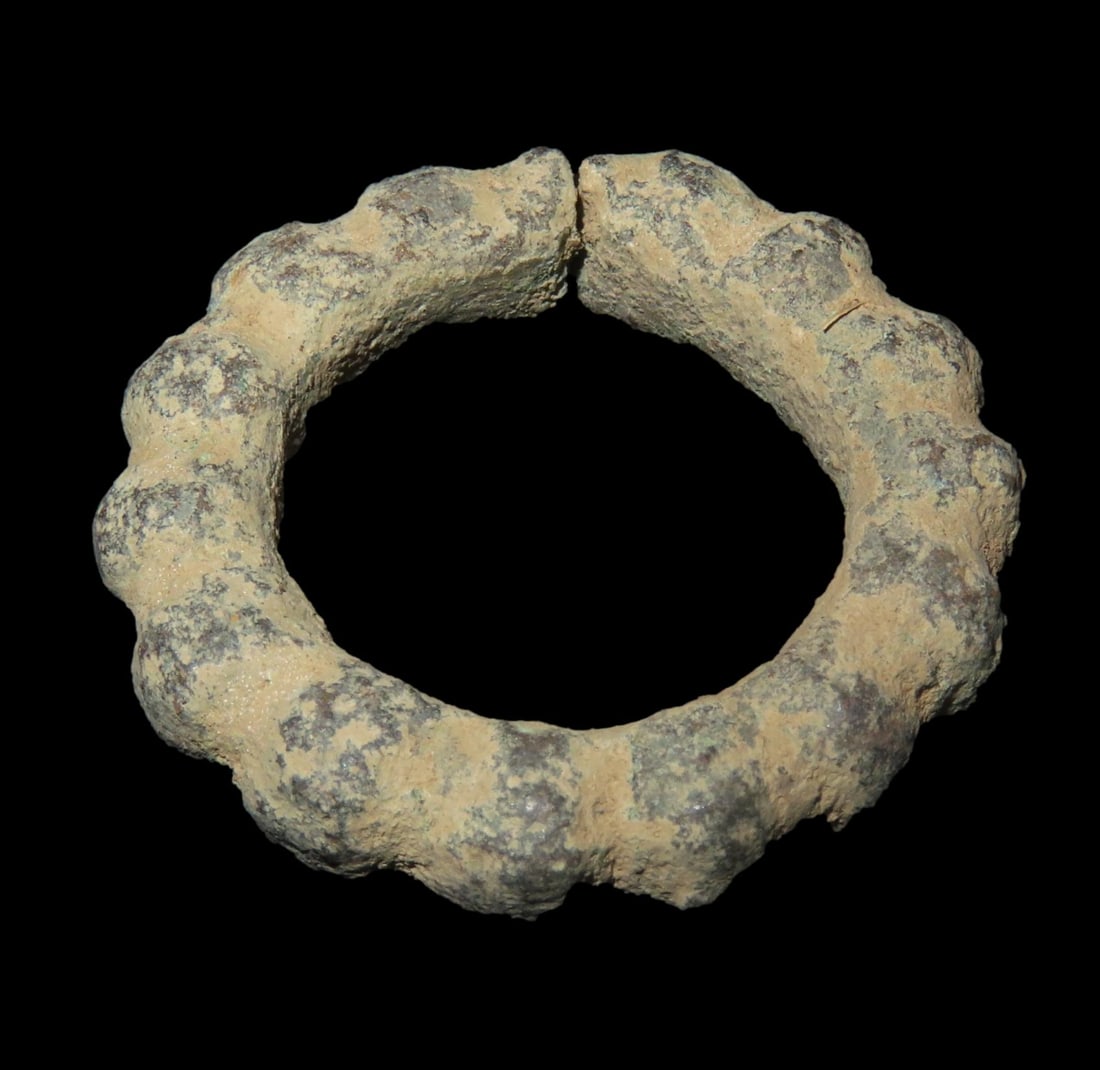 Rare African Bronze Yoruba 'Manila' Currency Ring, Nigeria 17th-19th Century: Rare African Bronze Yoruba 'Manila' Currency Ring, Nigeria 17th-19th Century
