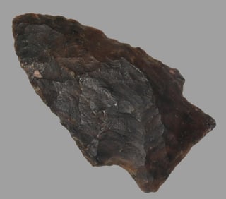 2 9/16" Savannah River, Dark Novaculite material, found in Southern United States, Ex Jim Lee