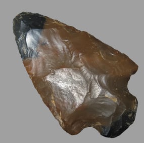 1 7/8" Multi Color Stemmed Point, Ohio, Ex Walt Mclntire Collection